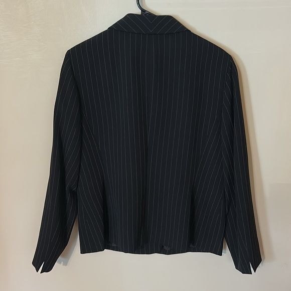 Kasper Women's Dark Pinstripe Blazer - Picture 3 of 7